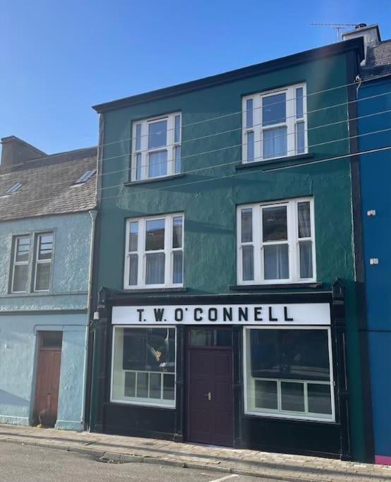 Tw O Connell Old World Irish Pub Cahersiveen Exterior foto